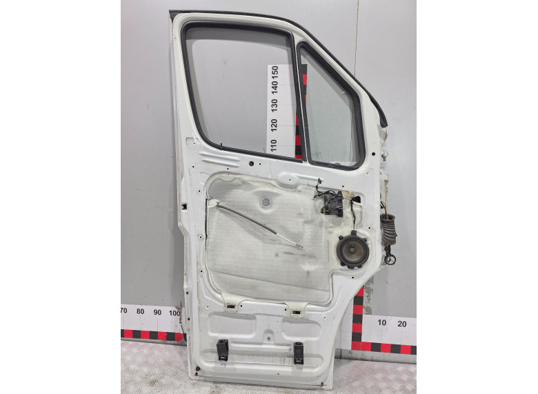 Дверь передняя левая к Mercedes Sprinter, 2010г.