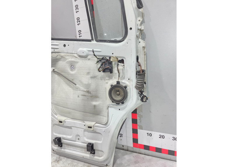 Дверь передняя левая к Mercedes Sprinter, 2010г.