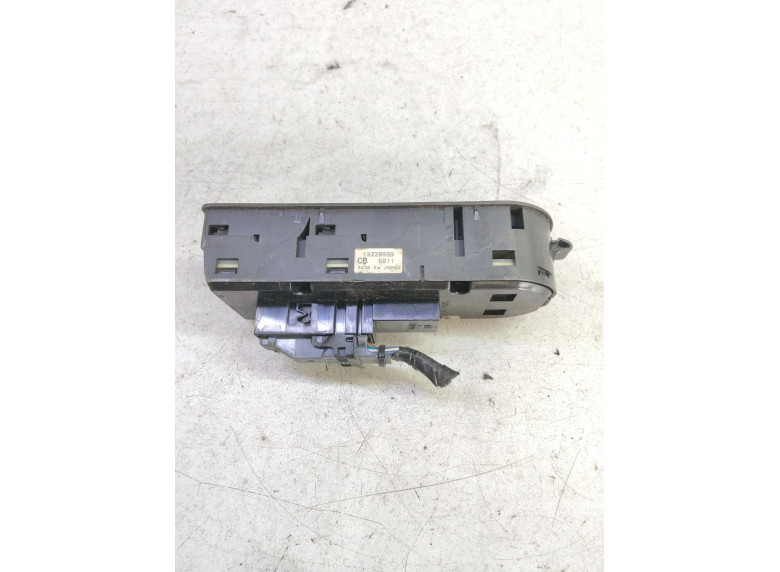 Блок управления стеклоподъемниками к Opel Zafira, 2006г.