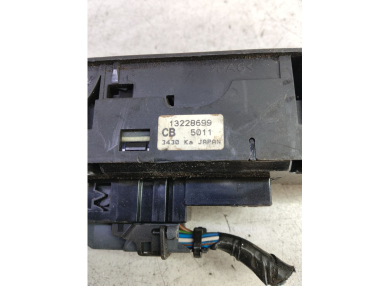 Блок управления стеклоподъемниками к Opel Zafira, 2006г.