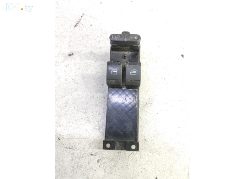 Блок управления стеклоподъемниками к Skoda Fabia 2004 г.