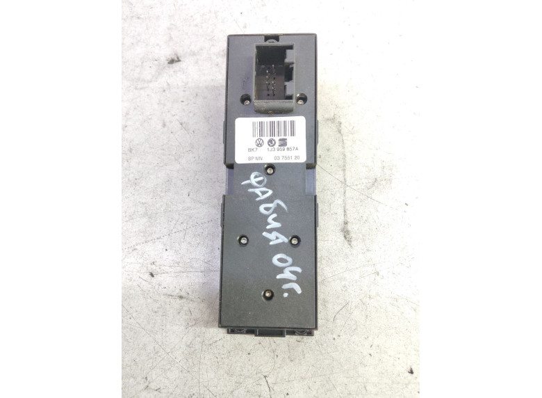 Блок управления стеклоподъемниками к Skoda Fabia, 2004г.