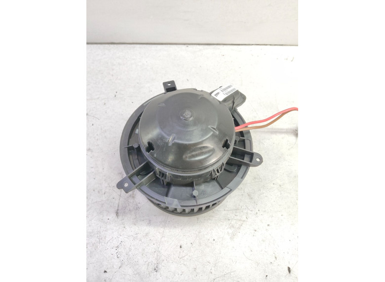 Моторчик печки к Opel Meriva, 2014г.