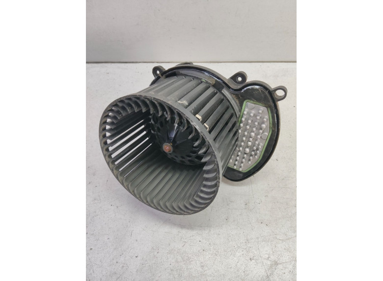 Моторчик печки к Renault Megane, 2018г.