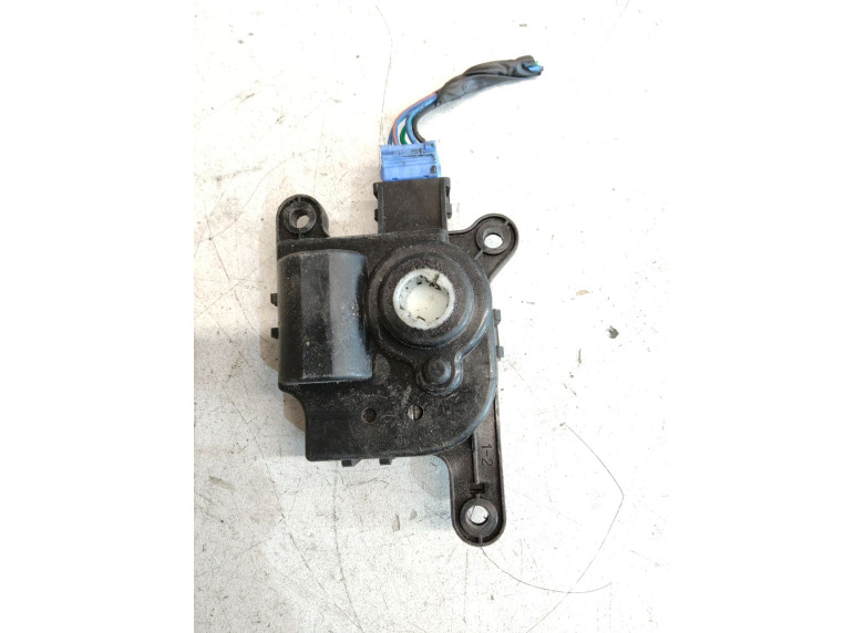 Моторчик заслонки печки к Kia Soul, 2009г.