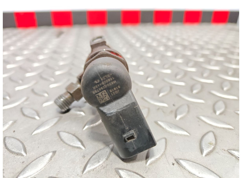 Форсунка к Renault Scenic, 2006г.