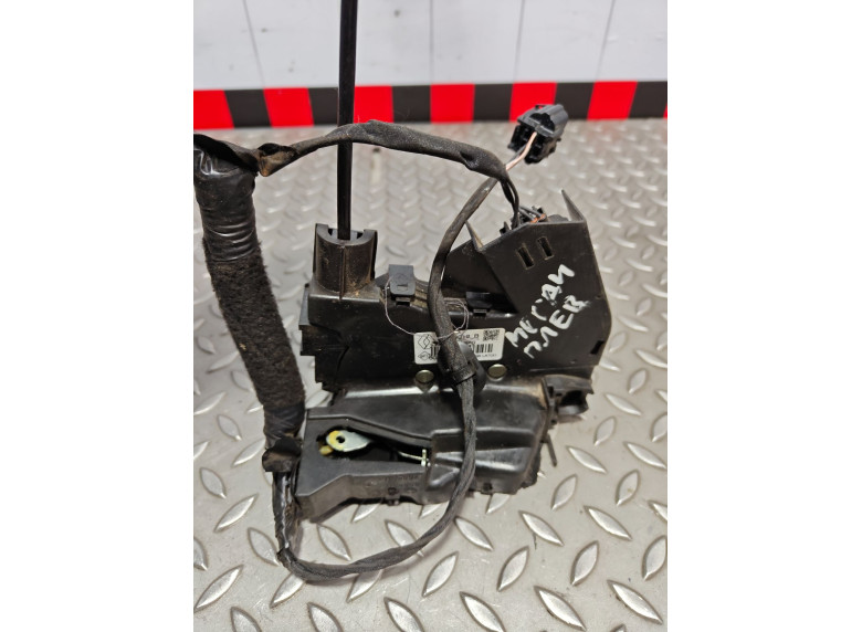 Замок двери передней левой к Renault Megane, 2019г.