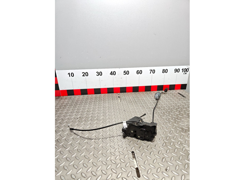 Замок двери передней правой к Renault Megane, 2019г.