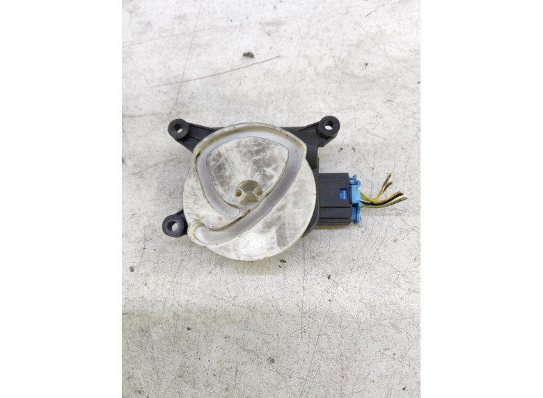 Моторчик заслонки печки к Audi A4, 2007г.