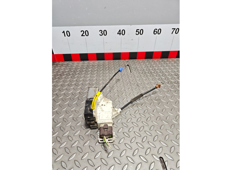 Замок двери задней правой к Fiat Scudo, 2010г.