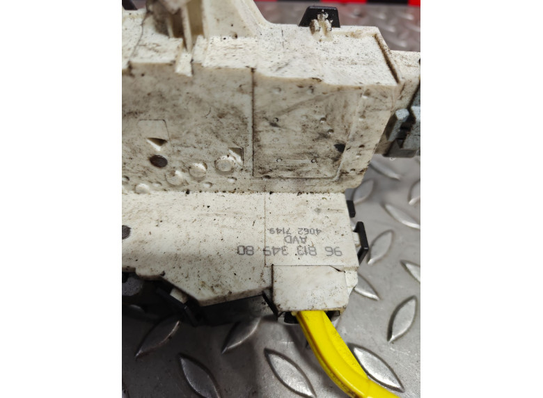 Замок двери передней правой к Fiat Scudo, 2010г.