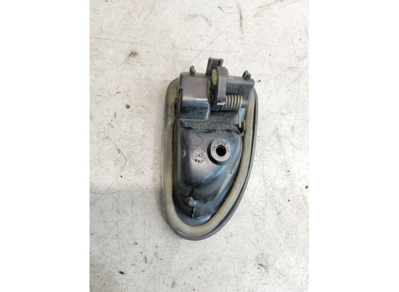 Ручка внутренняя передняя правая к Renault Logan, 2005г.