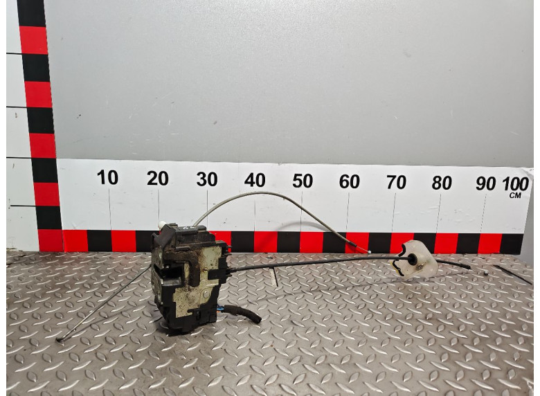 Замок двери передней левой к Nissan Qashqai, 2008г.