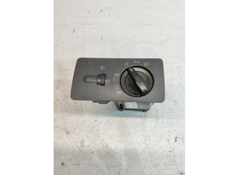 Переключатель света к Skoda Fabia, 2004г.