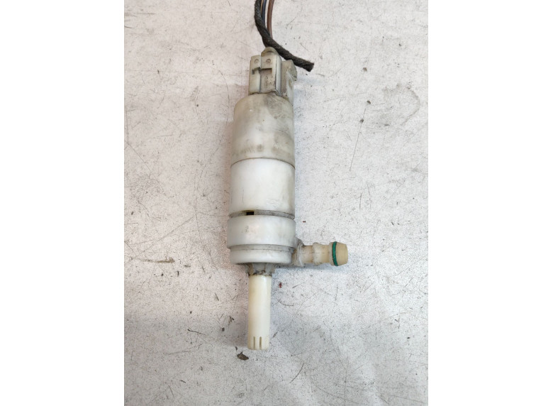 Насос (моторчик) омывателя стекла к Mercedes 210, 2001г.