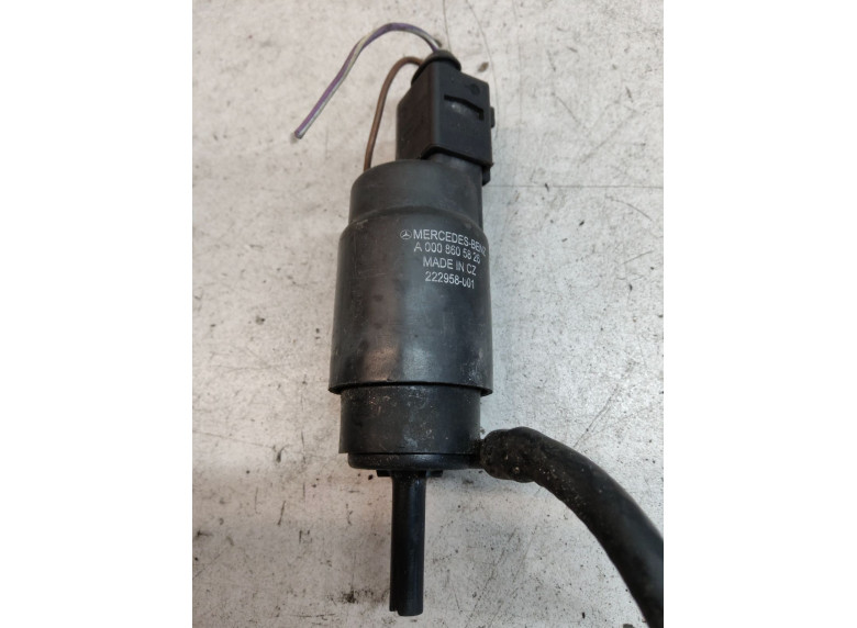 Насос (моторчик) омывателя стекла к Mercedes Vito W639, 2008г.