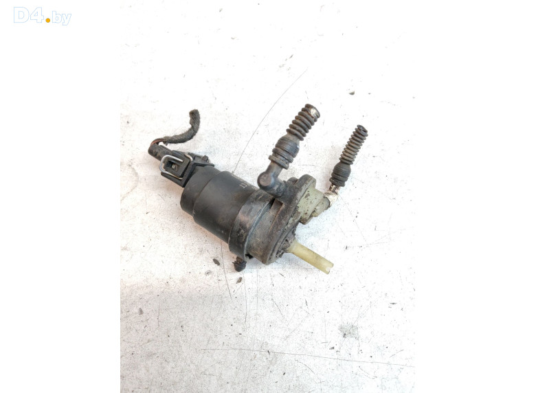 Насос (моторчик) омывателя стекла к Opel Zafira 2008 г.