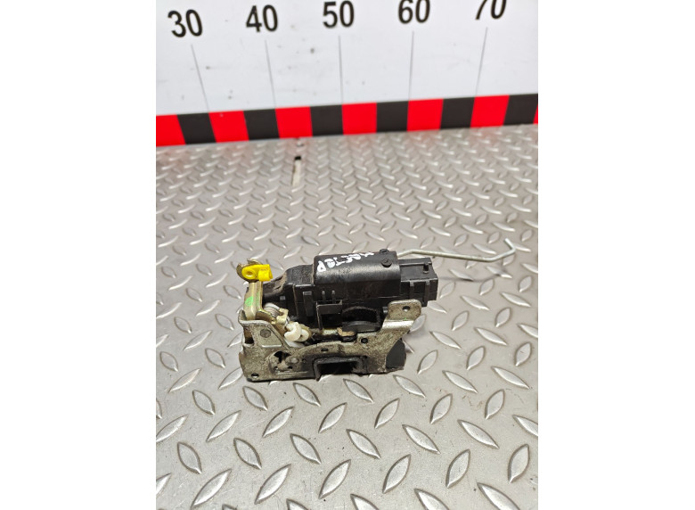 Замок двери передней левой к Opel Movano, 2006г.