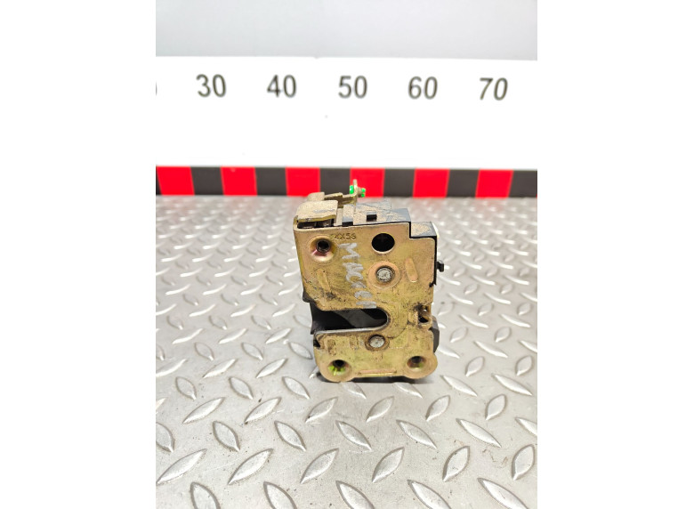 Замок двери передней правой к Opel Movano, 2001г.