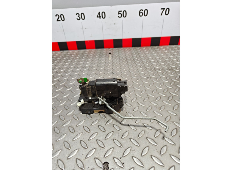 Замок двери передней правой к Opel Movano, 2006г.