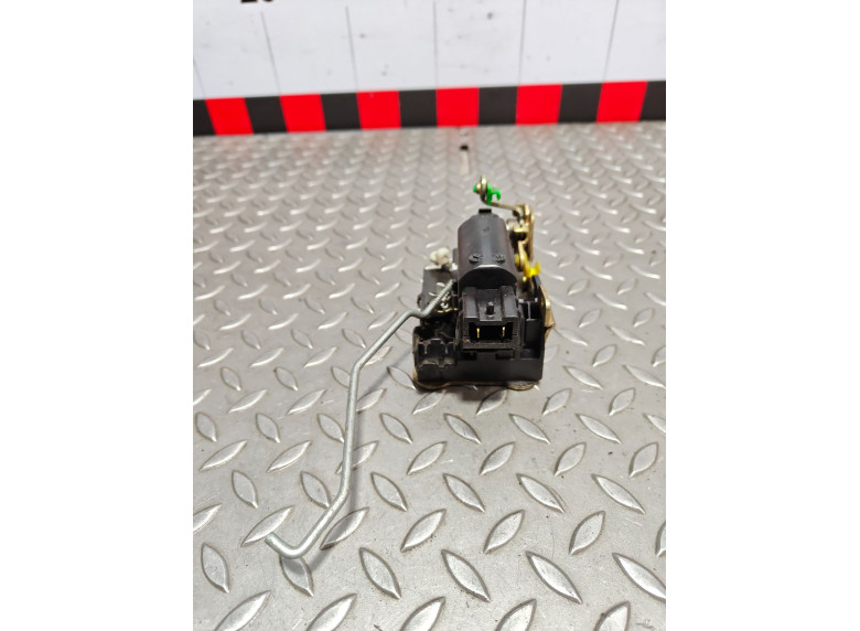 Замок двери передней правой к Opel Movano, 2006г.