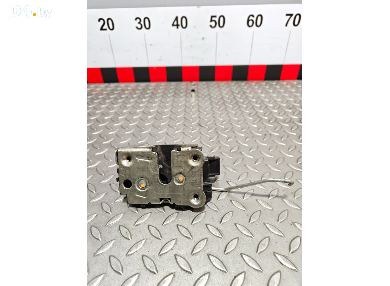 Замок двери передней левой к Renault Master 2008 г.