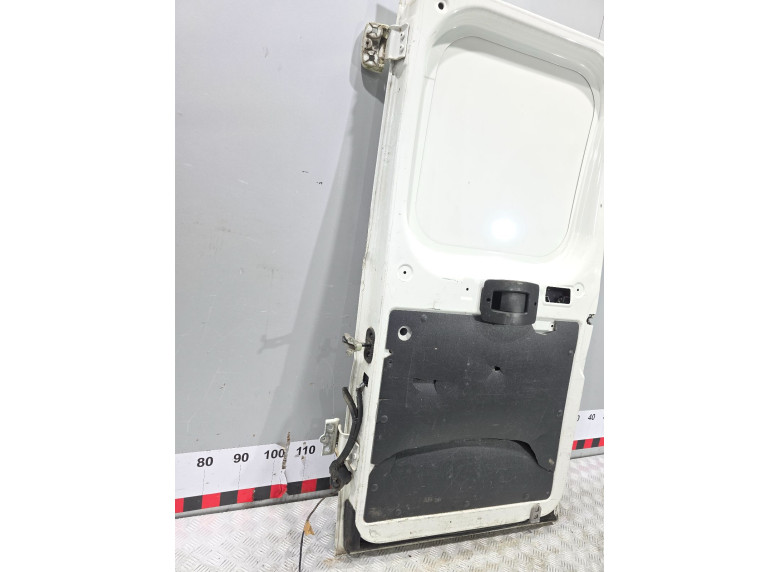 Дверь задняя распашная правая к Peugeot Boxer, 2008г.