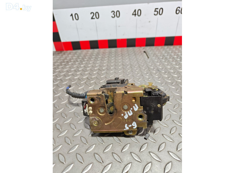 Замок двери задней правой к Volkswagen Passat 2000 г.