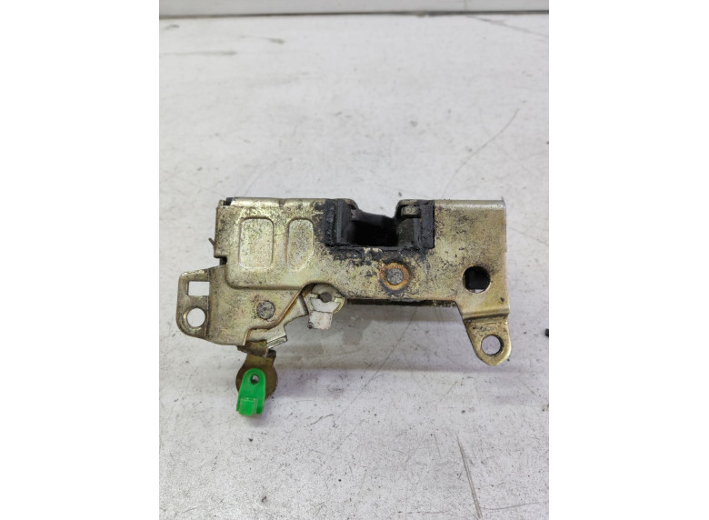 Замок двери передней правой к Iveco Daily, 2003г.
