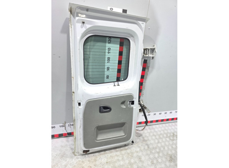 Дверь задняя распашная левая к Renault Trafic, 2005г.