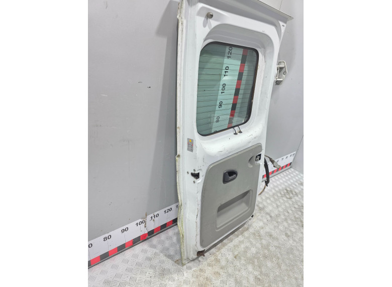 Дверь задняя распашная левая к Renault Trafic, 2005г.