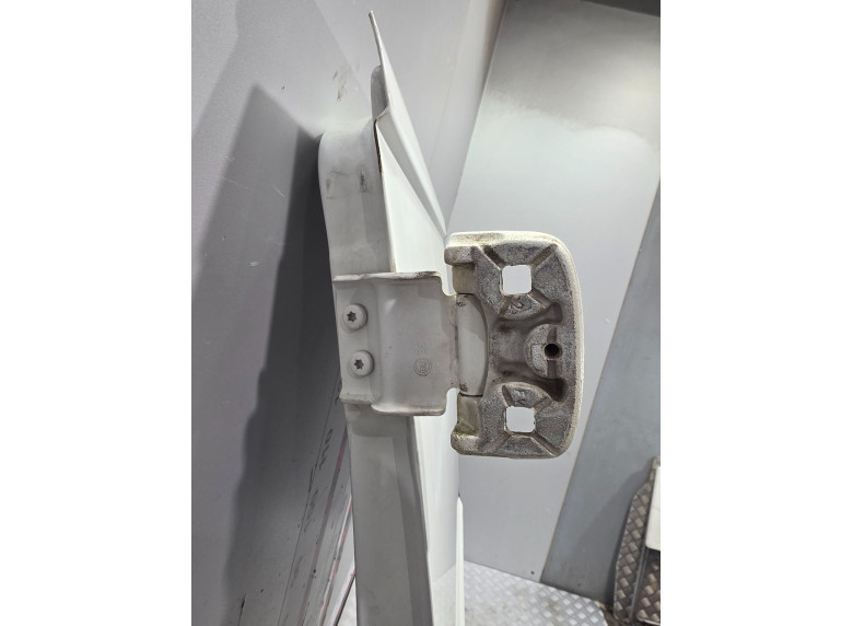 Петля двери задней левой к Fiat Ducato, 2008г.