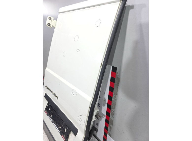 Дверь задняя распашная левая к Citroen Jumper, 2008г.