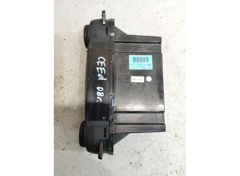 Блок управления печки/климат-контроля к Kia Ceed, 2008г.