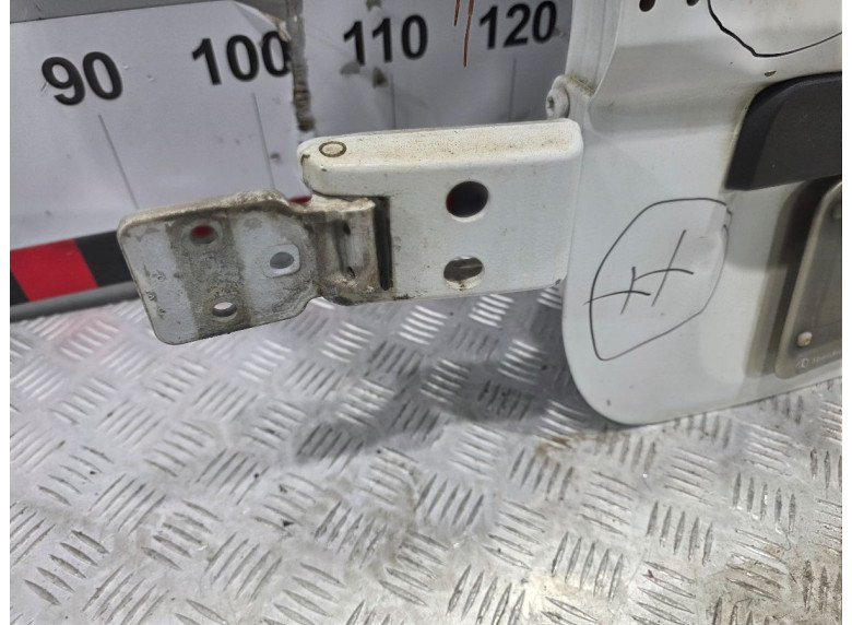 Петля двери задней левой к Mercedes Sprinter, 2010г.