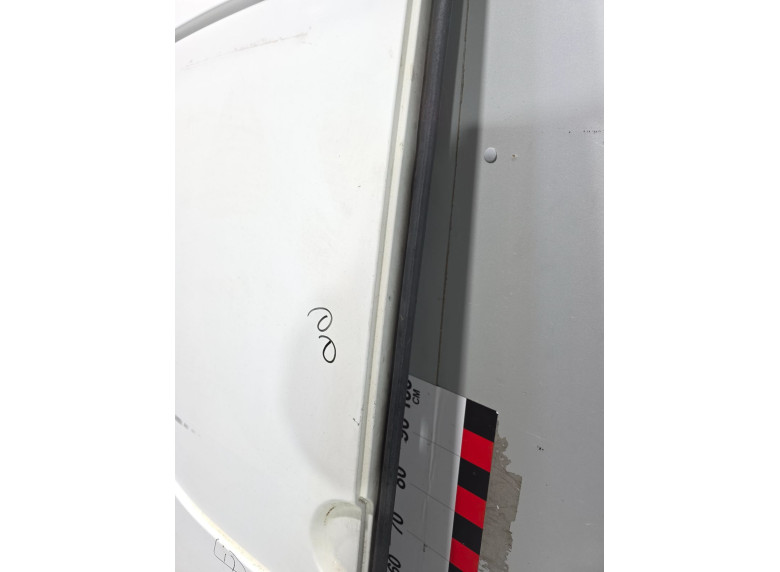 Дверь задняя распашная левая к Mercedes Sprinter, 2010г.