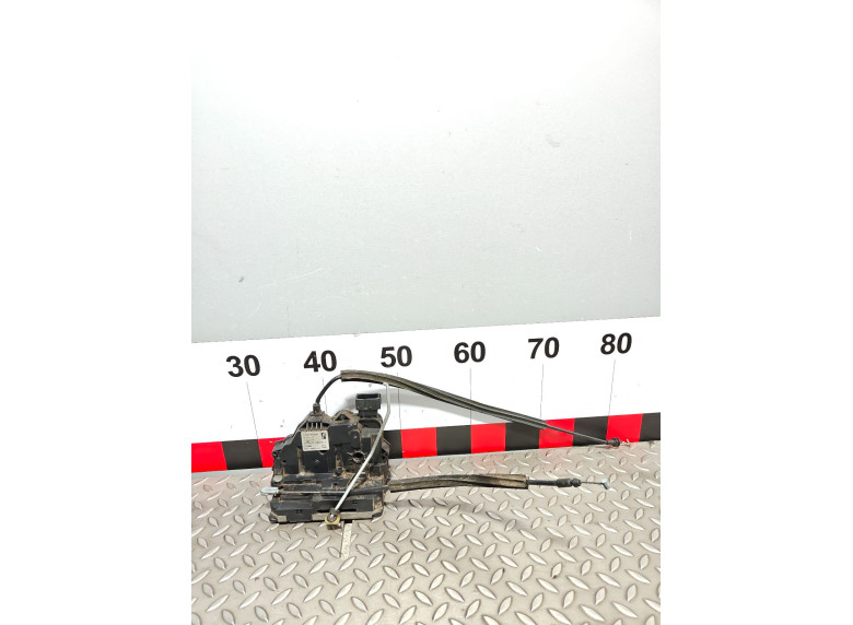 Замок двери передней левой к Peugeot Boxer, 2008г.