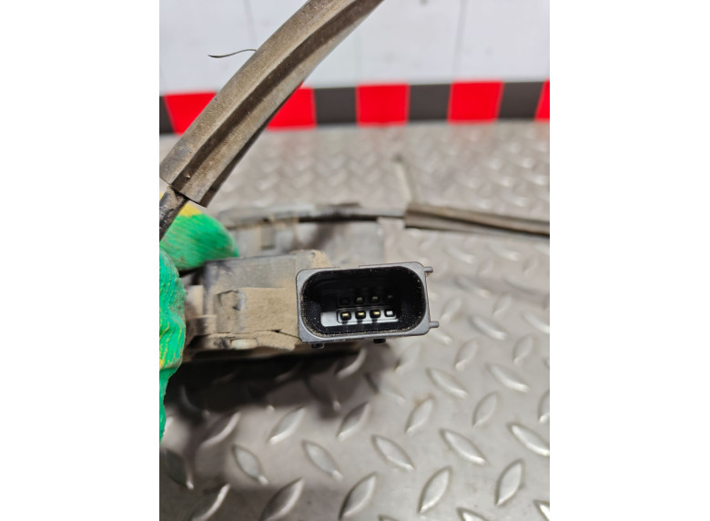 Замок двери передней правой к Citroen Jumper, 2009г.