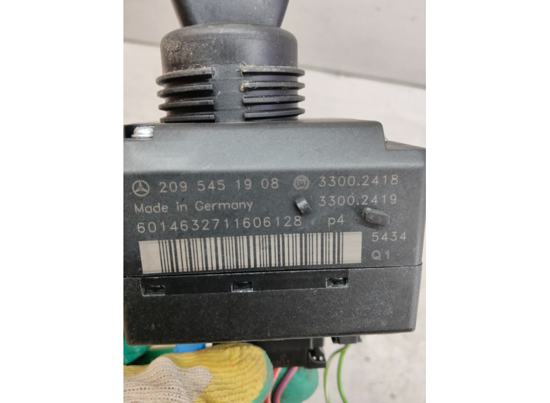 Замок зажигания к Mercedes C W203, 2004г.