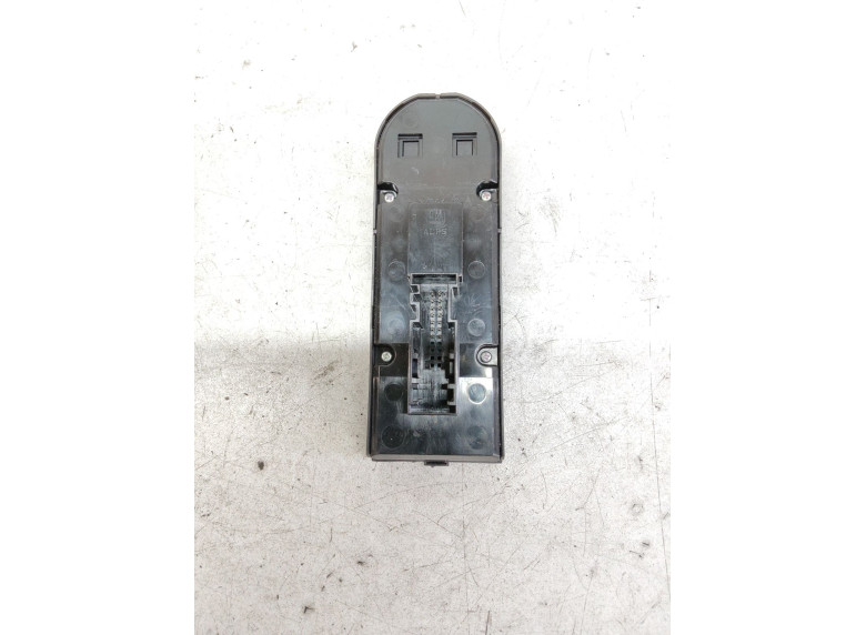 Блок управления стеклоподъемниками к Opel Astra, 2006г.