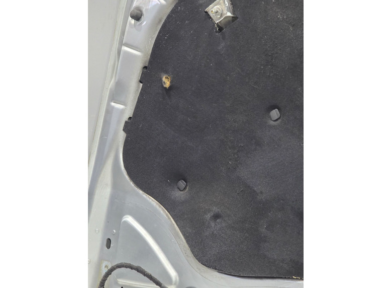 Шумоизоляция капота к Volkswagen Passat, 2007г.