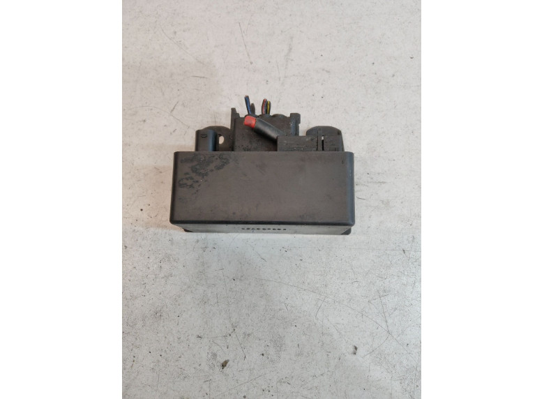 Реле накала свечей к Mercedes E W211, 2005г.