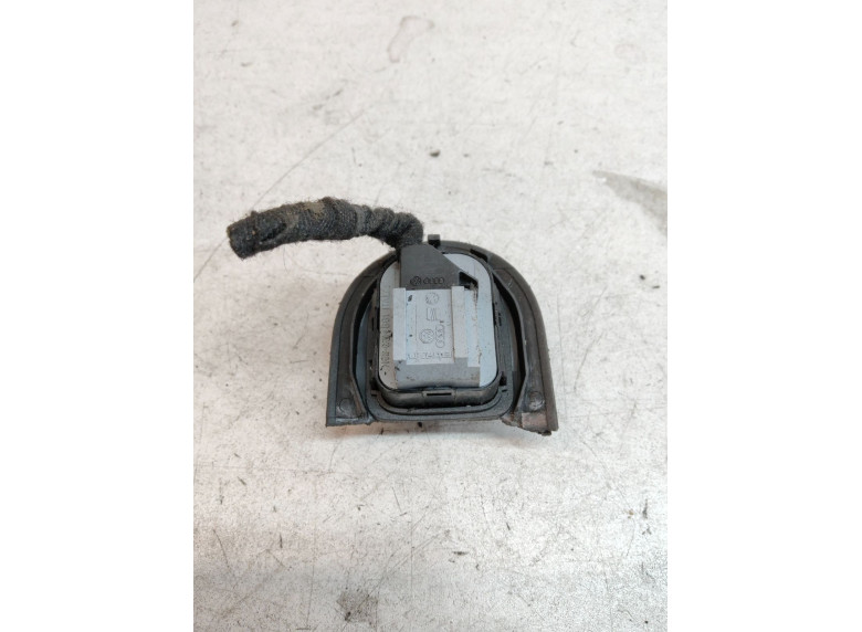 Джойстик регулировки зеркал к Volkswagen Passat, 2002г.