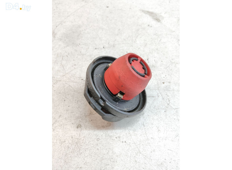 Пробка топливного бака к Volkswagen Sharan 2003 г.