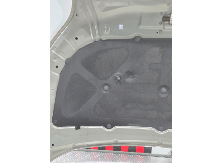 Шумоизоляция капота к Kia Soul, 2010г.