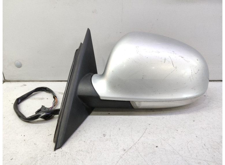 Зеркало наружное левое к Volkswagen Passat, 2004г.