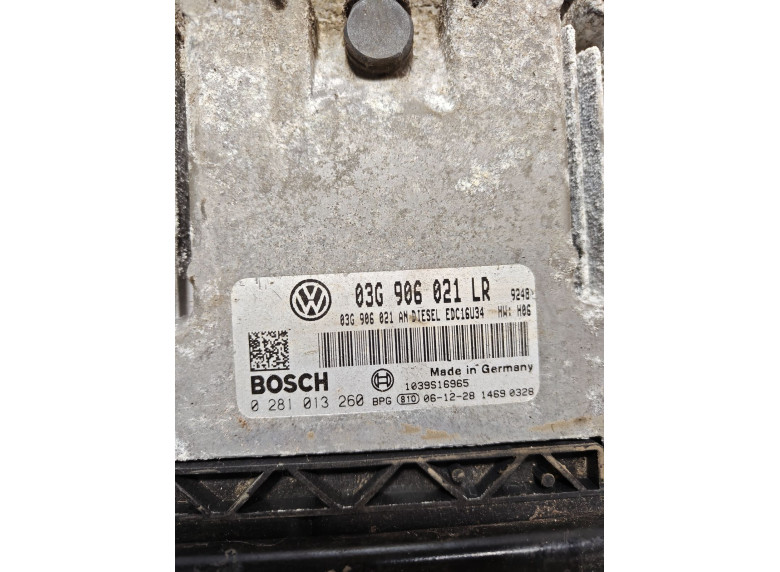 Блок управления двигателем к Volkswagen Passat, 2006г.