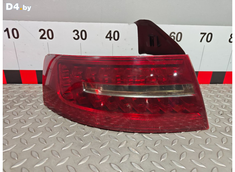 Фонарь задний левый к Audi A6 2009 г.