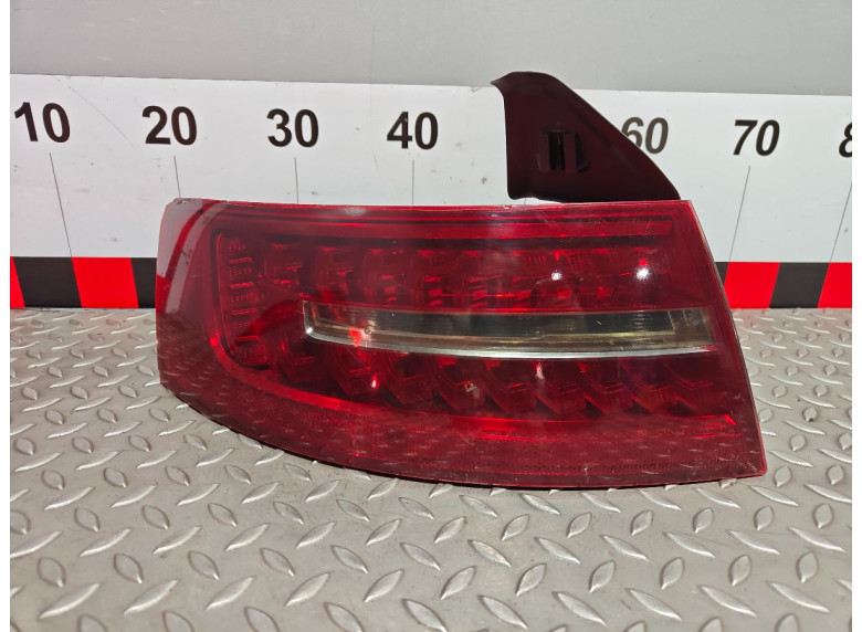 Фонарь задний левый к Audi A6, 2009г.