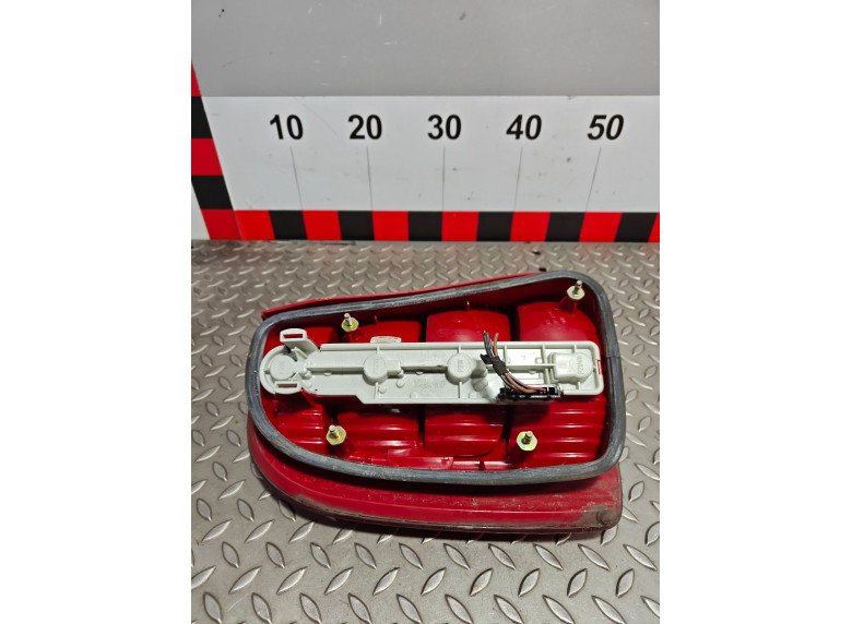 Фонарь задний правый к Skoda Fabia, 2004г.